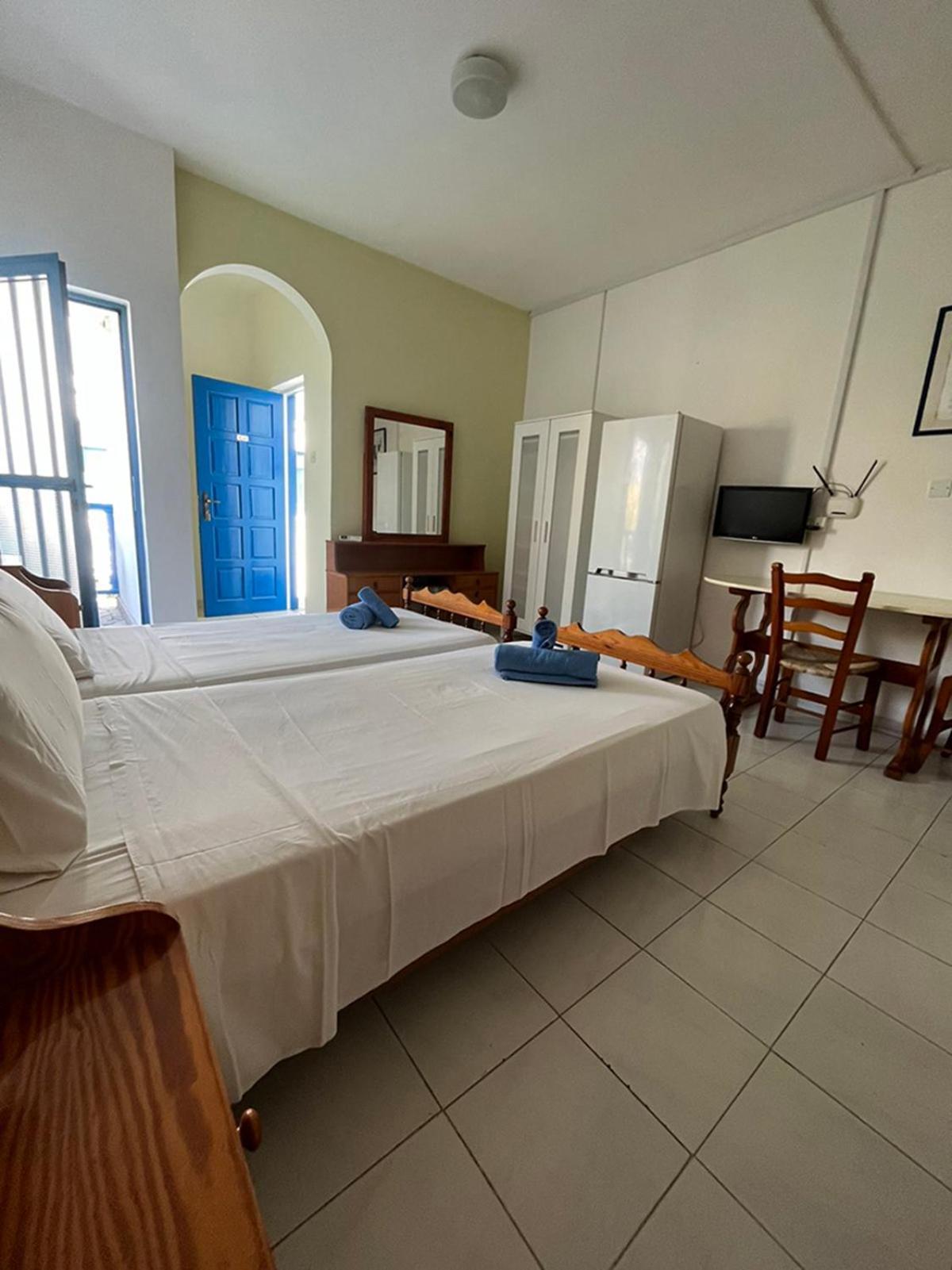 Tasmaria Aparthotel Pafos Dış mekan fotoğraf