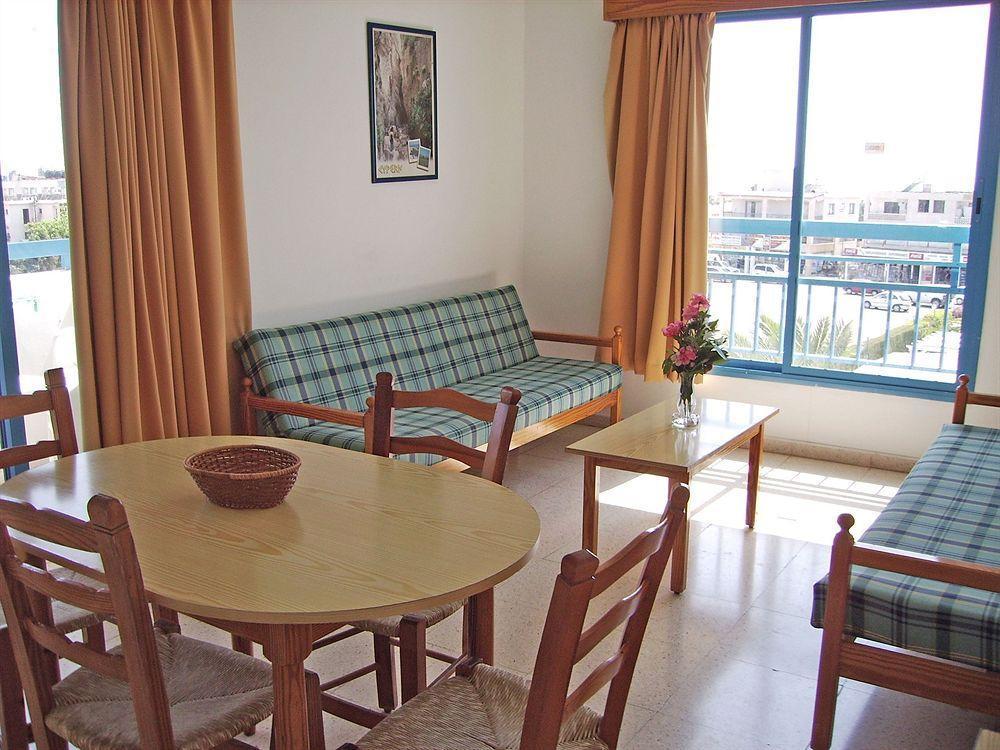 Tasmaria Aparthotel Pafos Dış mekan fotoğraf