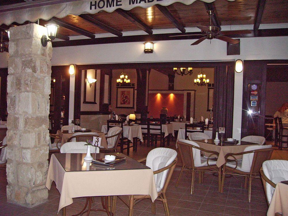 Tasmaria Aparthotel Pafos Dış mekan fotoğraf