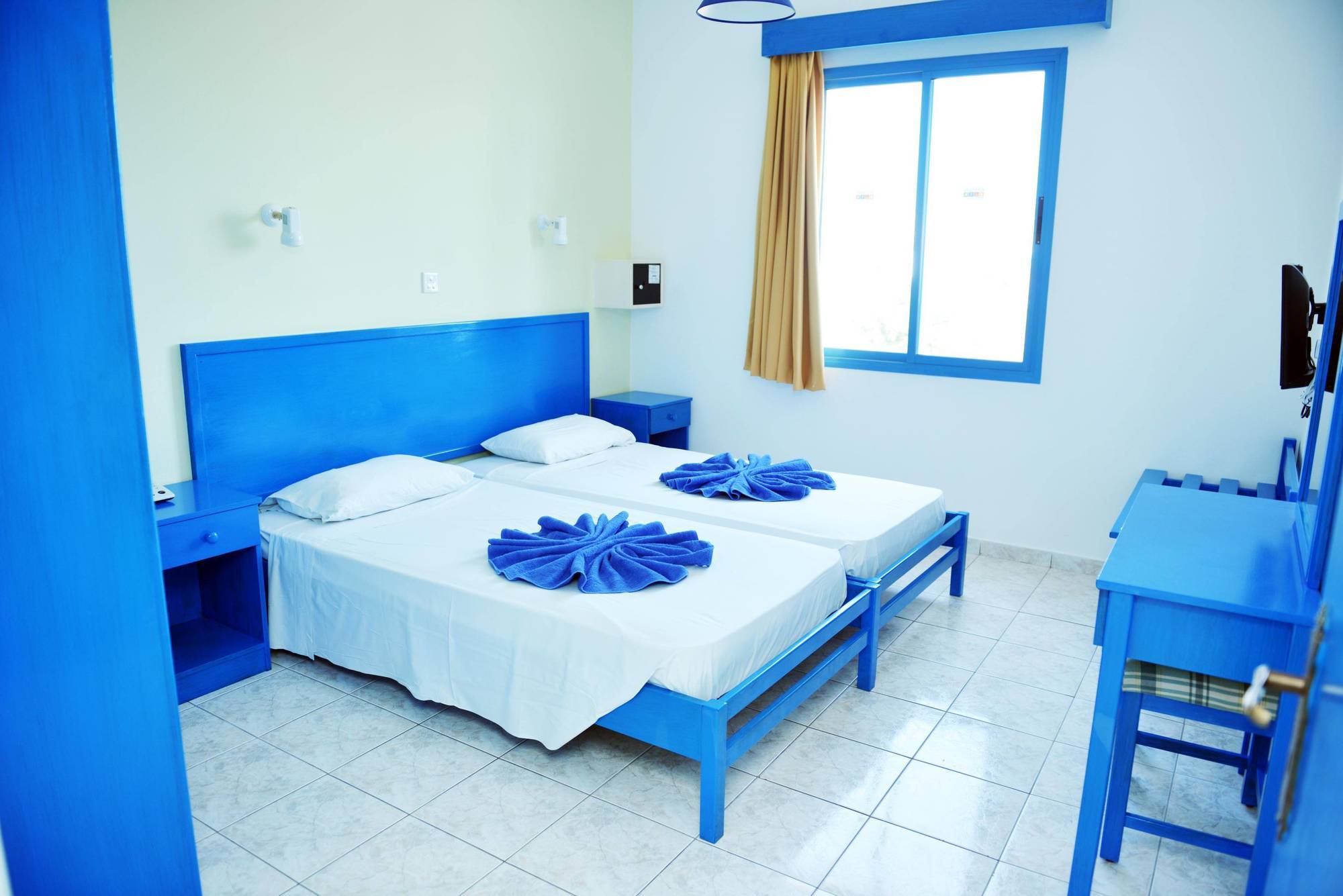 Tasmaria Aparthotel Pafos Dış mekan fotoğraf