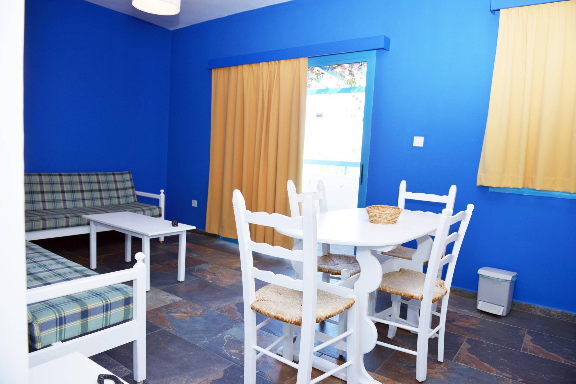 Tasmaria Aparthotel Pafos Dış mekan fotoğraf